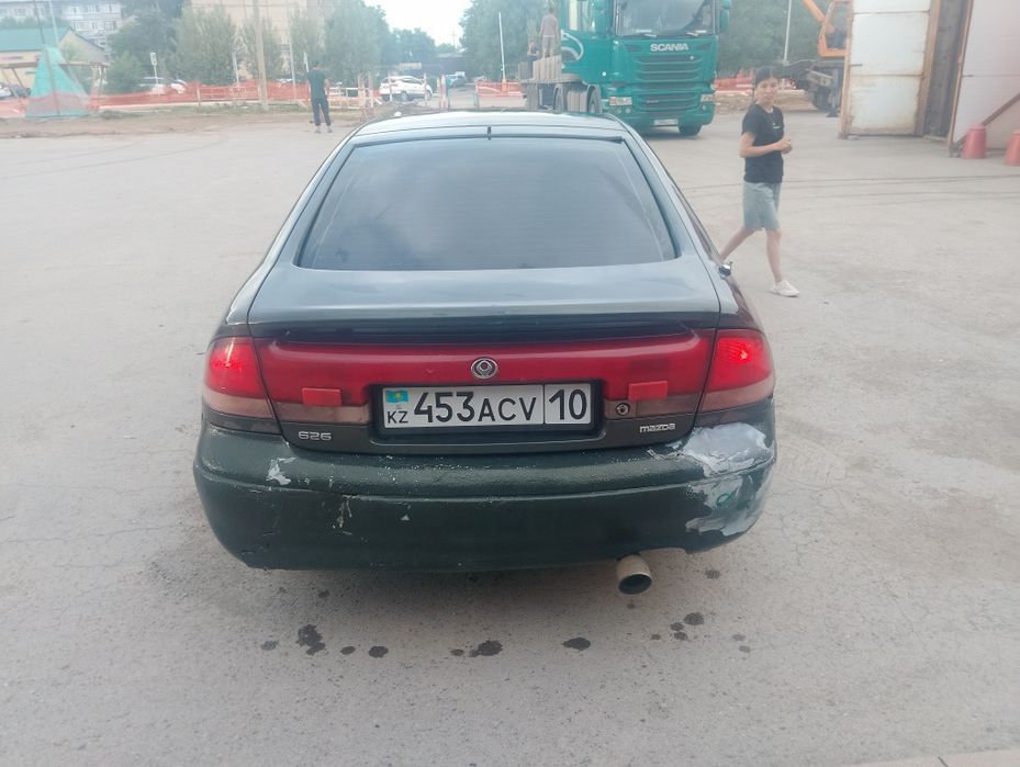 Продам Мазда626Кронос