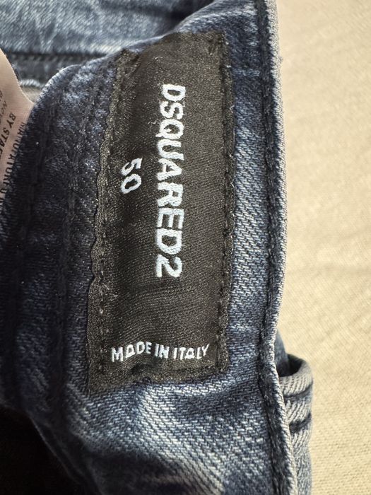 Къси дънки DSQUARED 2 размер 50 “скъсани”