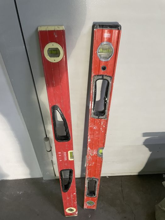 Продам два уровня