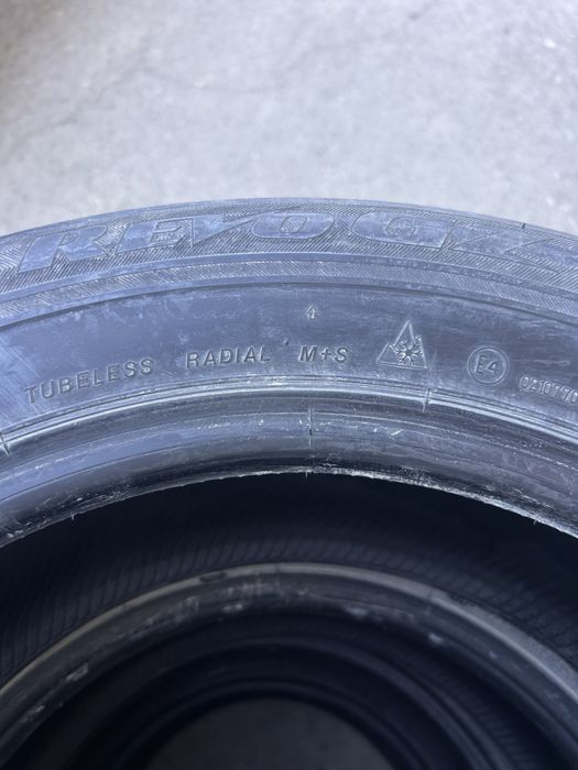 Шины зимние (липучка)