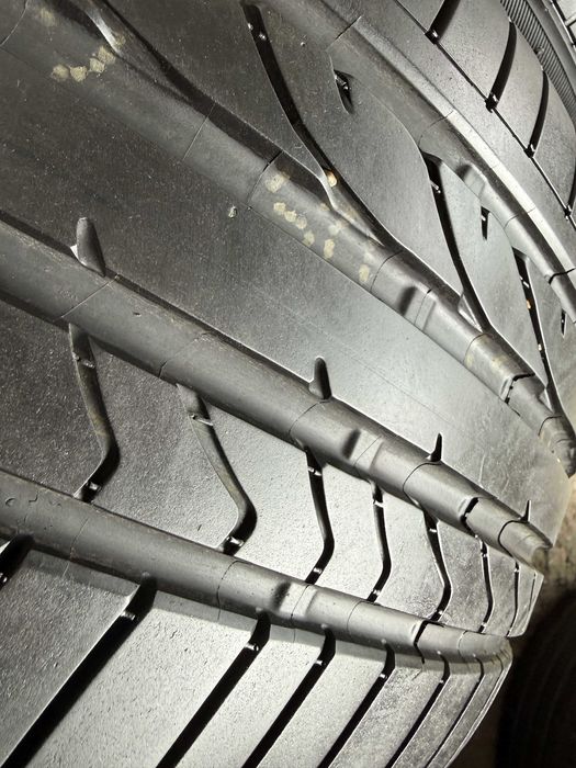 2x Anvelope Vara 275/40 R20 - Bridgestone Dueler H/P Sport