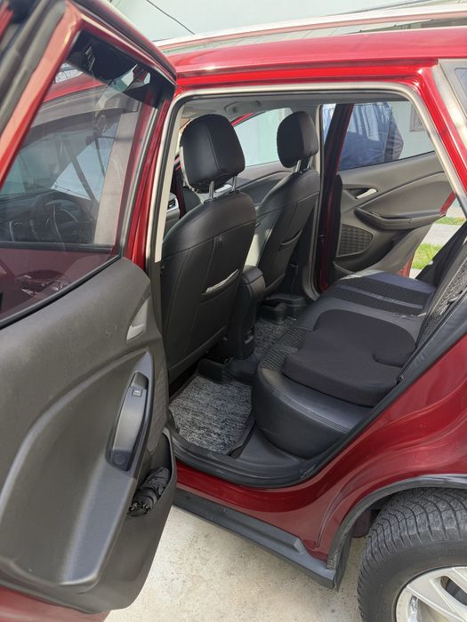 Продается Chevrolet Tracker LTZ