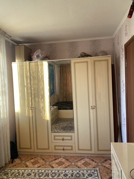 Спальный гарнитур