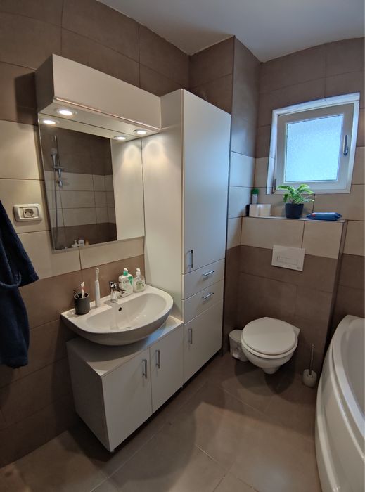 Apartament 3 camere chirie