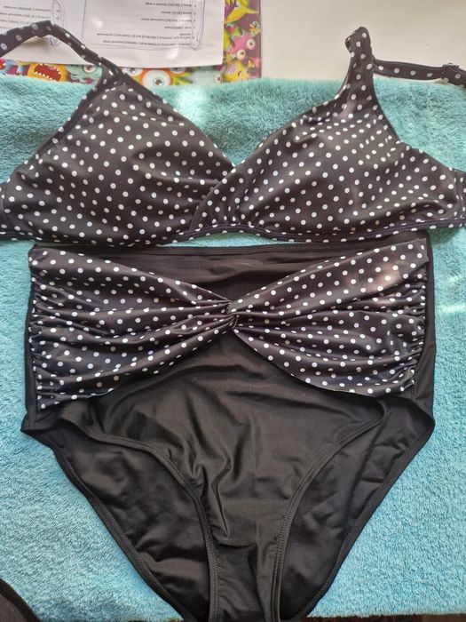 Продам купальник