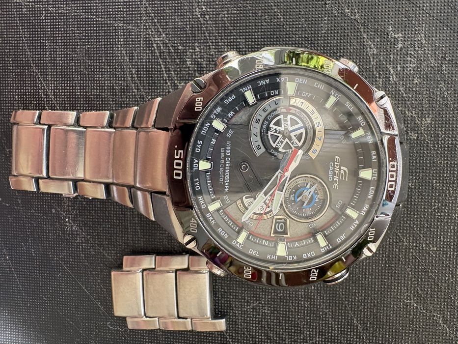 Ceas Casio Edifice EQW-M1100 – Tough Solar, Radio-Controlled, Stare Bună