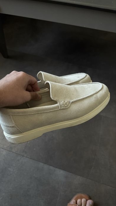 Новые мужские лоферы Zara