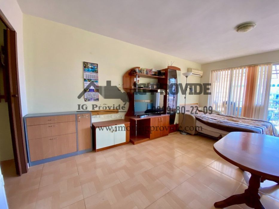 Продава се Тристаен апартамент в Свети Влас - 84 кв.м за 1071 €/кв.м - Снимка #1