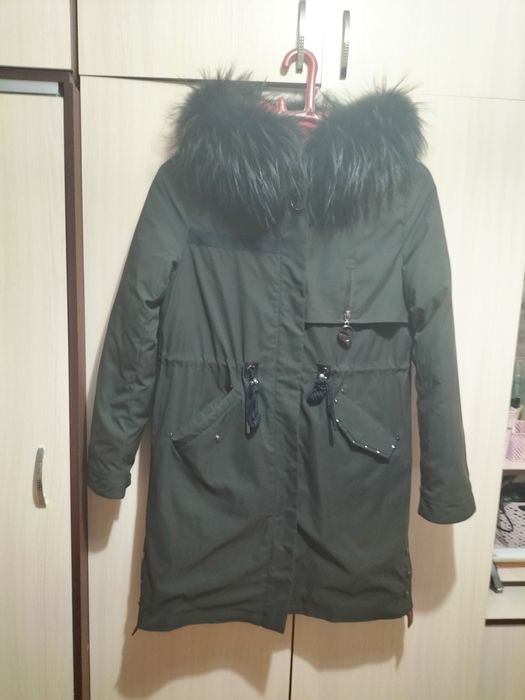 Продам Парку женскую