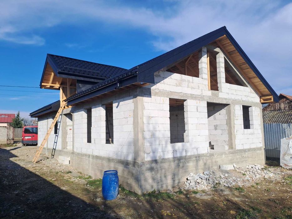 Montaj Acoperis/ Reparatii/ Dulgherie/Mansardari /Sisteme pluviale/ Montaj tigla/ GARANTIE