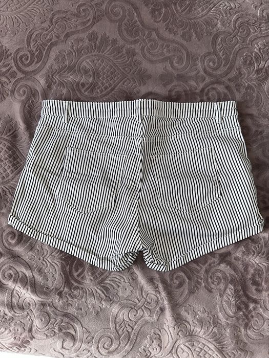 Къси панталони, HM