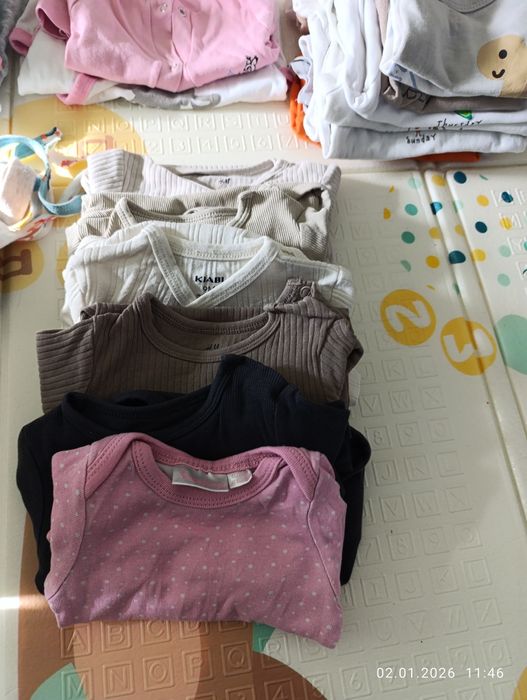 Lot haine bebeluși fetiță 3-6 luni( măsura 68) primăvară/vara