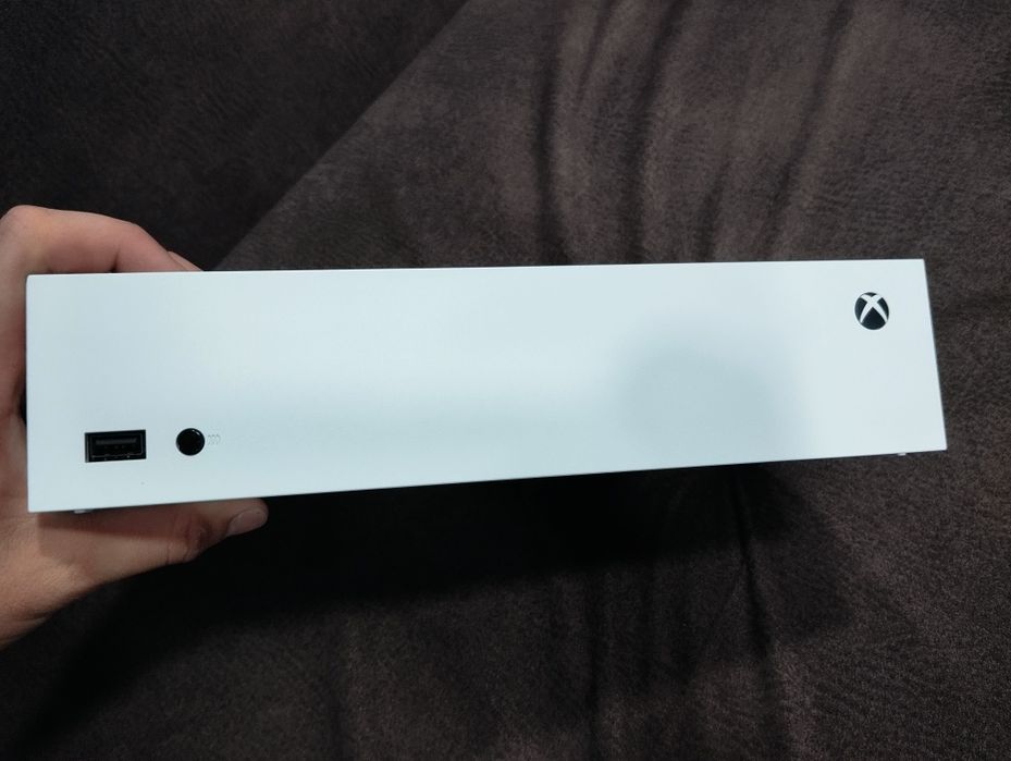 Продам xbox series s
