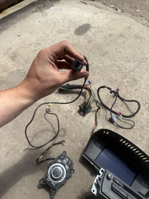 Малка Cic Navi BMW E90/91/92/93 Циц