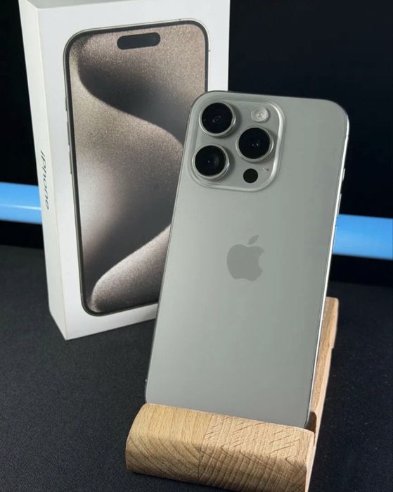 iPhone 15 про 256гб титан