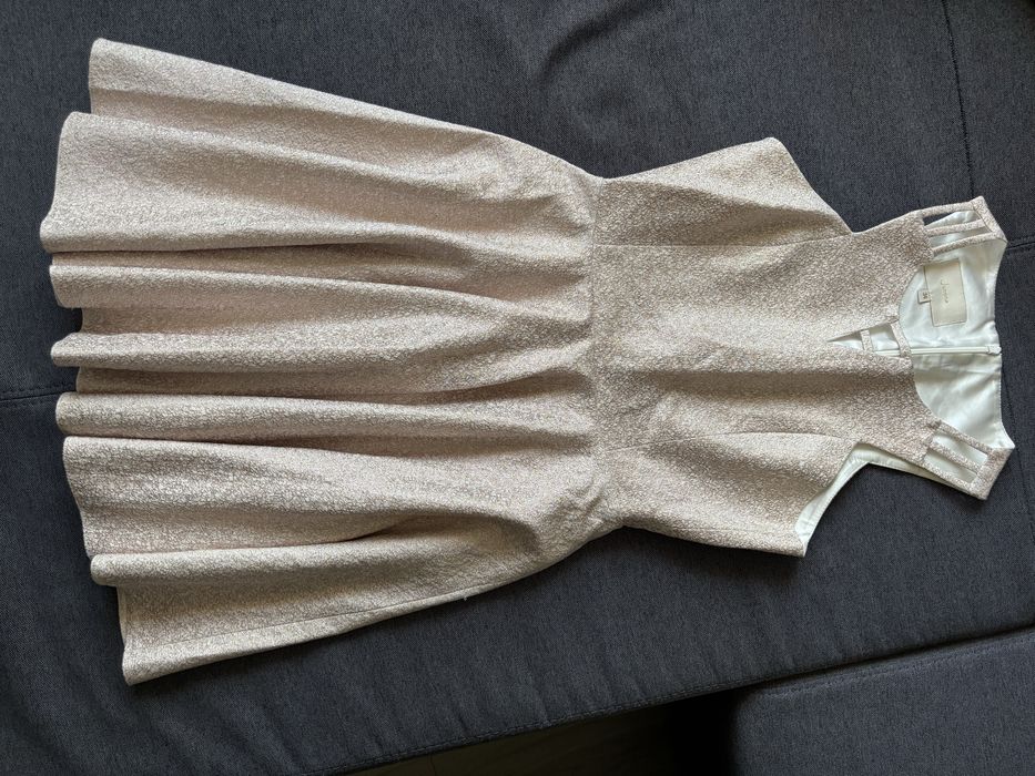 Нежна, розова рокля JUNONA