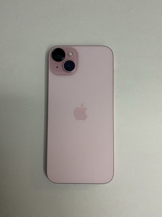 Iphone 15 plus pink
