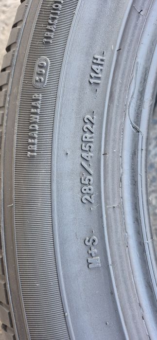 4 anvelope All Season Pirelli/Goodyear 285/45/22.Pretul este pe bucata