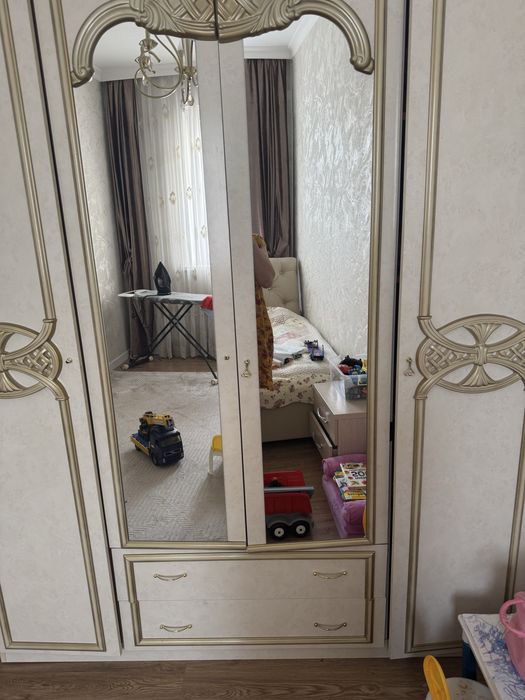 Продается шкаф хорошем состоянии