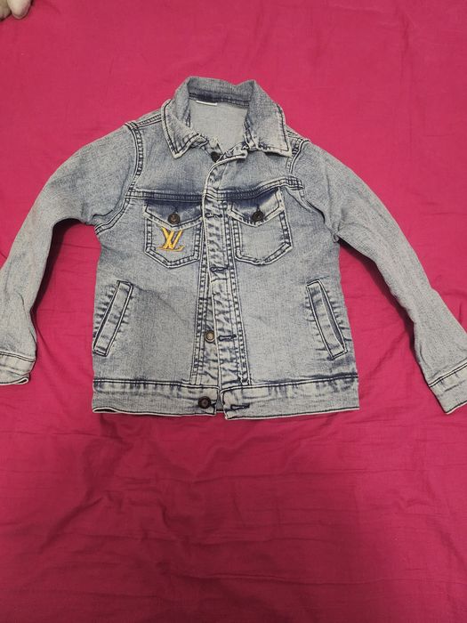 Costum de blugi , fetite 6 - 7 ani
