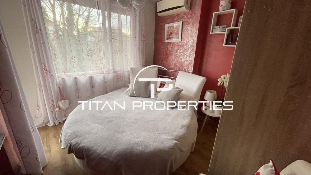 Продава се Къща в с. Дебелт, Област Бургас - 320 кв.м за 382 €/кв.м - Снимка #10