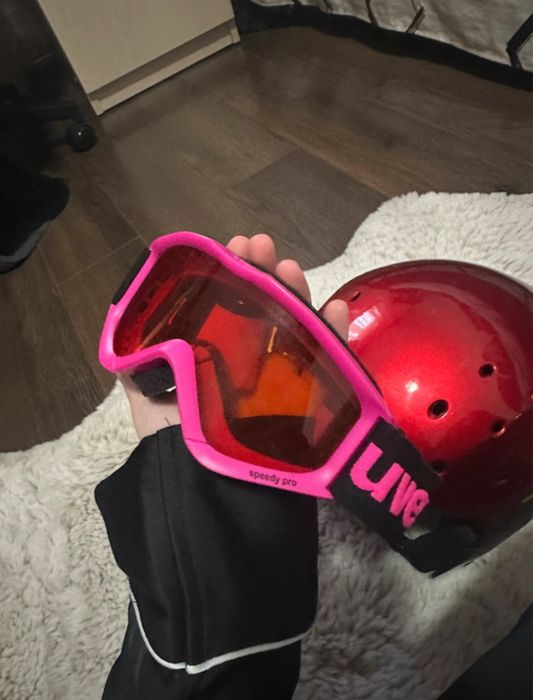 Casca de schi si ochelari uvex