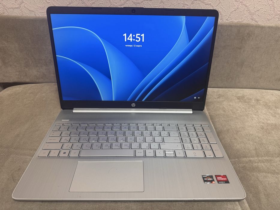 Ноутбук HP 15s. Win 11