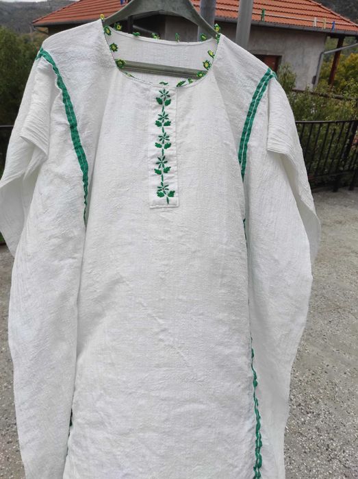 Тъкана риза турска носия