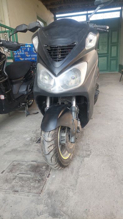 Скутер корейский 125 куб DAELIM