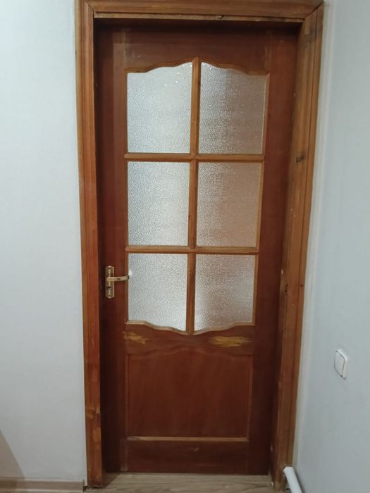 Продам межкомнатные двери б/у