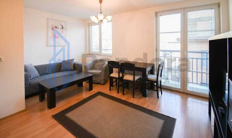 Двустаен апартамент под наем в Центъра