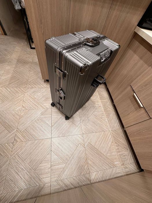 Премиальный алюминиевый чемодан XXL | Как новый | Очень вместительный