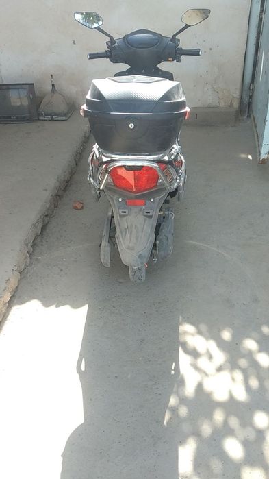 Elektron skuter 15million