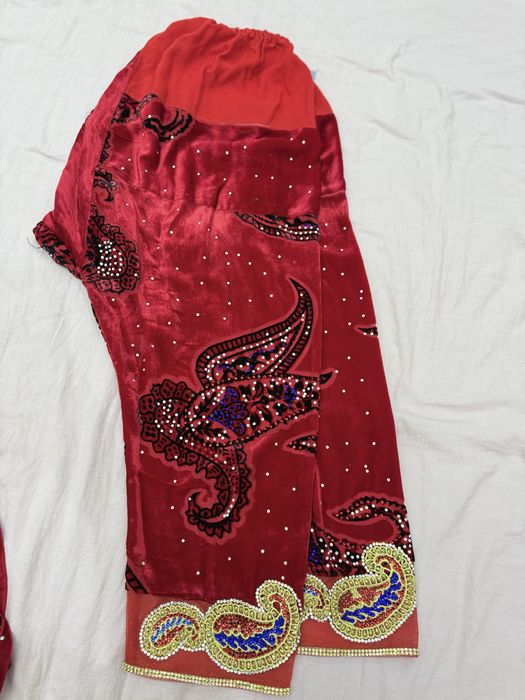 Келин кўйлаги. Ҳолати жуда яхши