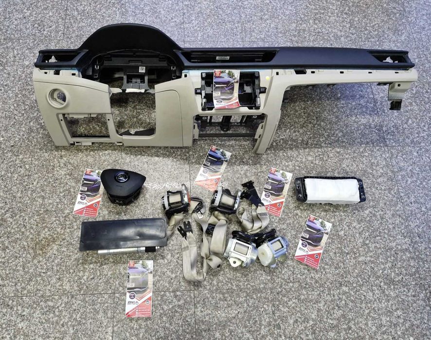 Skoda SUPERB 3 - kit airbag - plansa de bord bej negru - set centuri