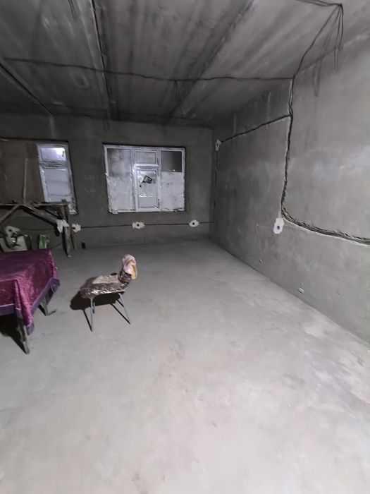 Помещение под офис магазин оптеку 34 м2. Кирпичный дом. Вдоль дороги