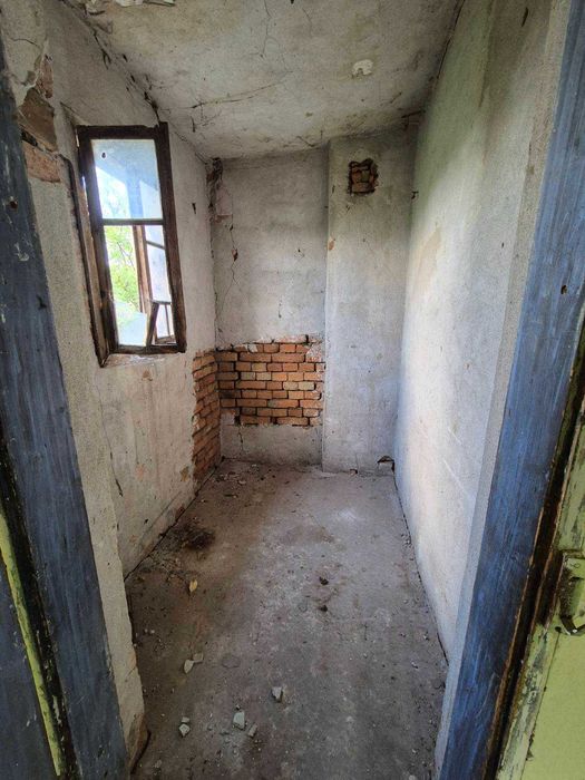 Продава се Къща в с. Бреница, Област Плевен - 100 кв.м за 123 €/кв.м - Снимка #15