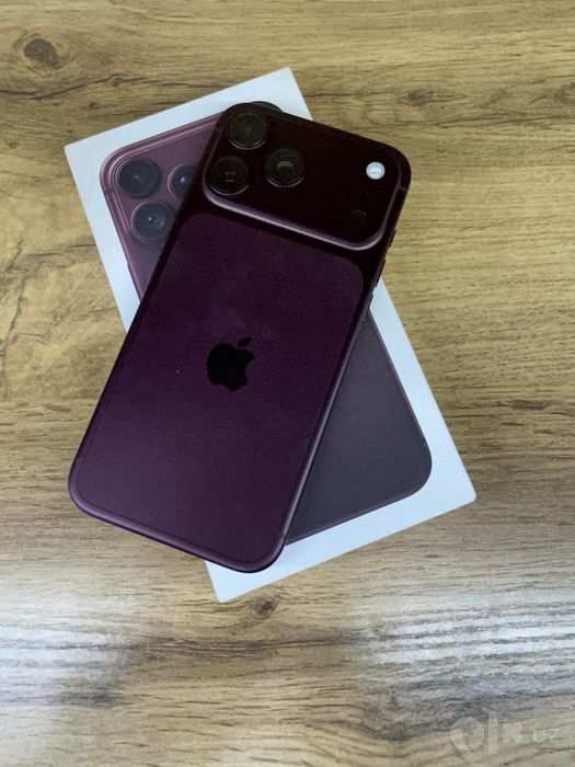 18 pro Max 256 gb LL/A sotiladi
