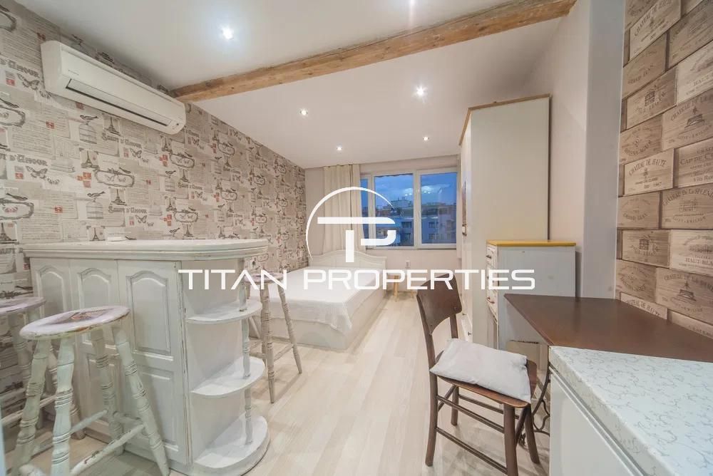 Дава се под наем Едностаен апартамент в Варна, Център - 40 кв.м за 450 € - Снимка #1