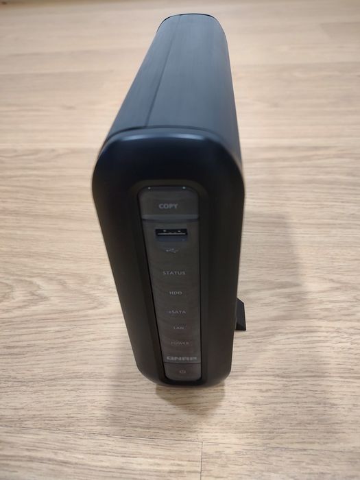 NAS Qnap TS 119 cu HDD 2TB