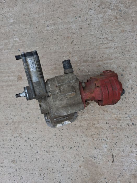 Priza si pompa iveco daily .