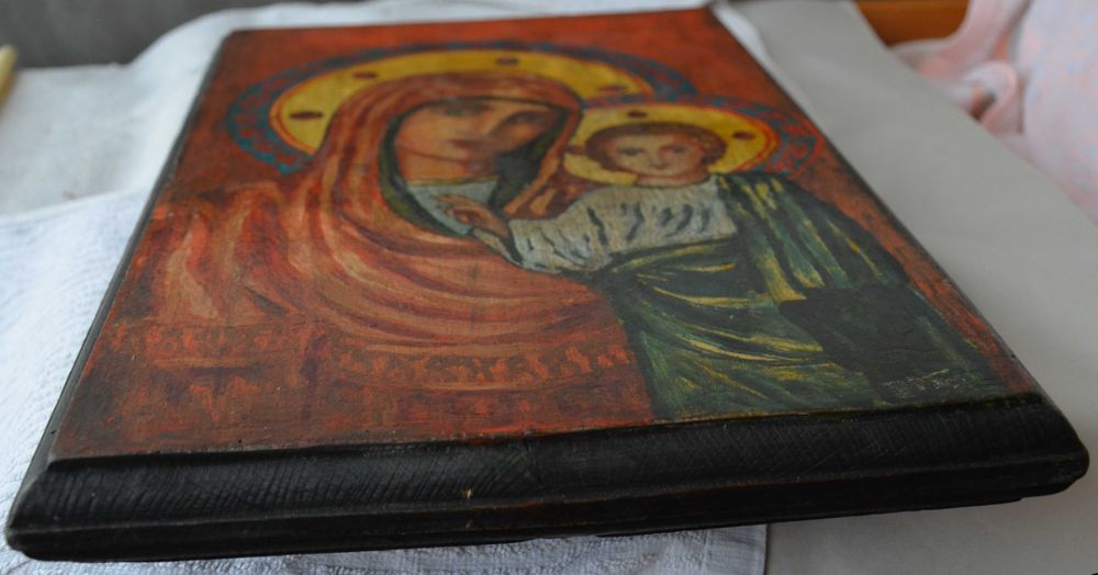 Icoana pictata pe lemn, Maica Domnului cu pruncul Isus