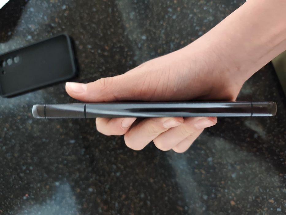 Samsung S22 8/128 коробка исеется