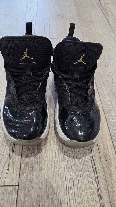 AirJordan Stay Loyal 3, mar 38.5 (EU 36]