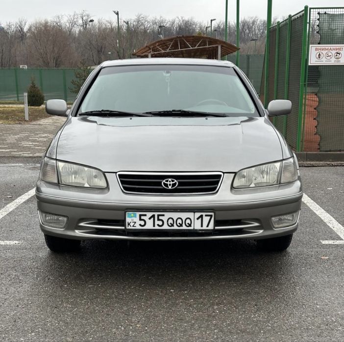Toyota camry 25 2001 год