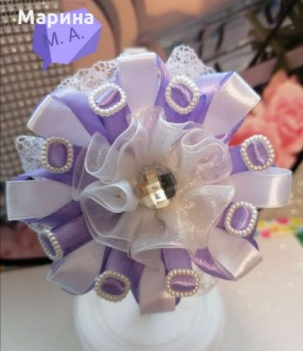 Празнична диадема в розово, лилаво, синьо, жълто.