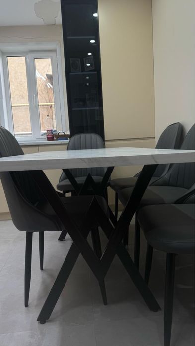 Продам Стол стулями комплект