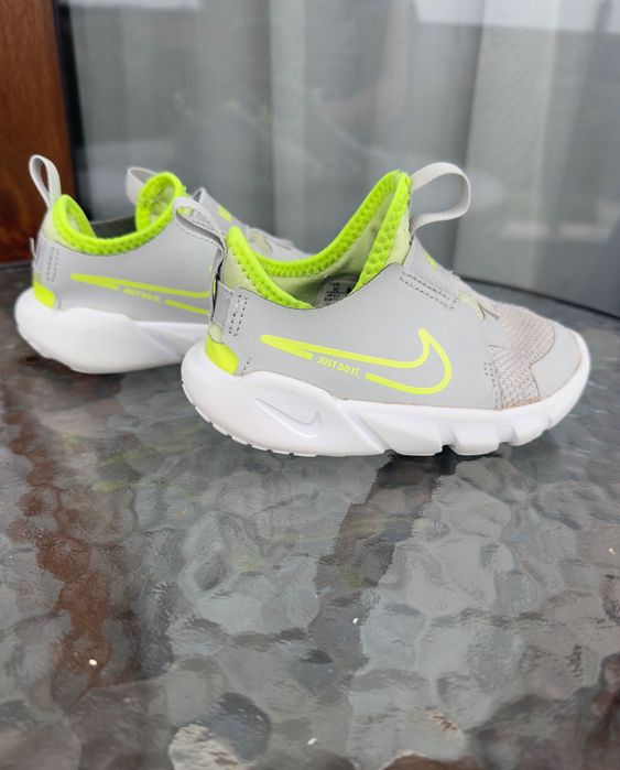 Бебешки маратонки Nike - размер 23.5