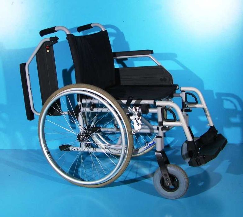 Scaun cu rotile invalizi B+B - latime sezut 48 cm