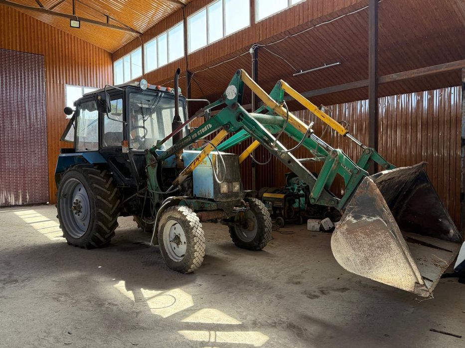 Трактор с куном 2013 год